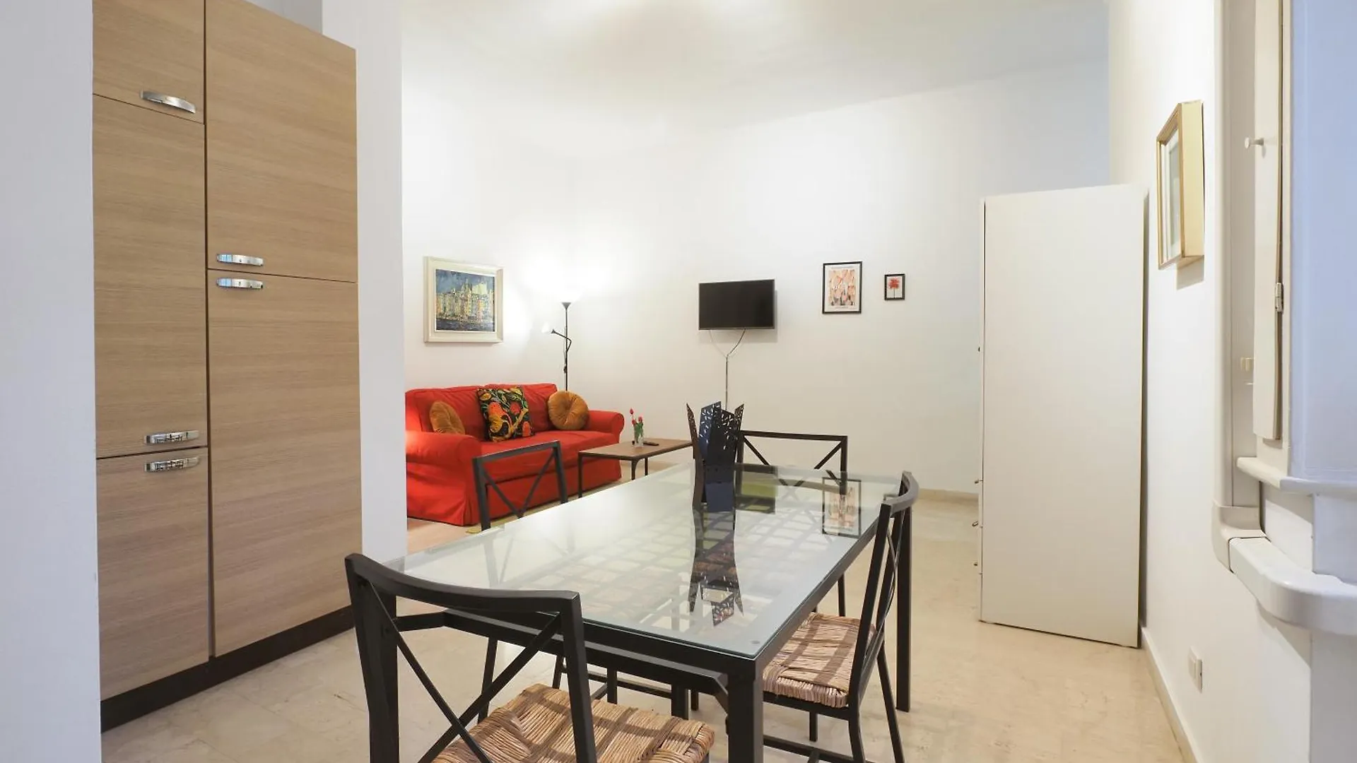 Primopiano - Gioia Apartman Milánó